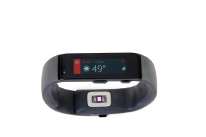 The Microsoft Band displaying the current weather.
